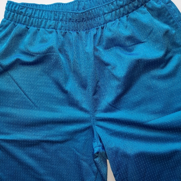 NIKE JORDAN JUMPMAN Boys Mesh Basketball Shorts - Picture 2 of 4